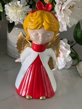 Vintage 1976 Hand Painted Ceramic Christmas Choir Angels 7.5”